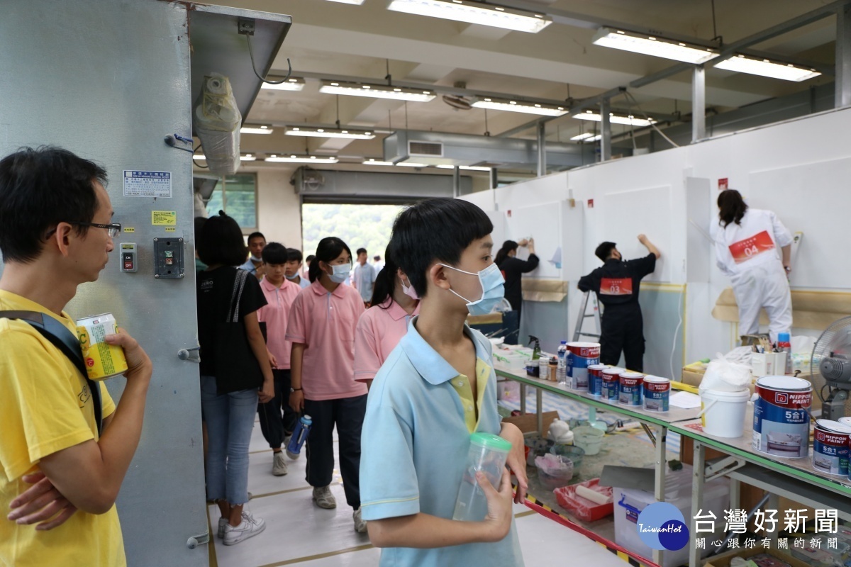 第48屆全國技能競賽北區分賽,學生參訪技能競賽場地。