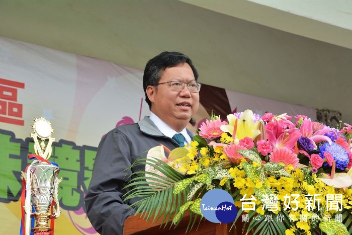 桃園市長鄭文燦前往觀音區觀音國中,出席「桃園市觀音區107年全民運動趣味競賽」。