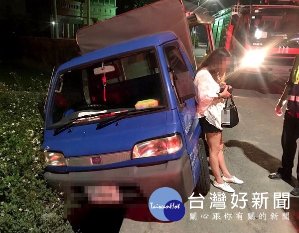 女子上個月才因酒駕自撞,貨車卡在路旁水溝遭查獲,仍未記取教訓,第4度依公共危險罪嫌送辧。