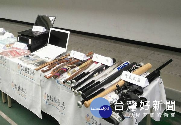 檢警破獲暴力犯罪集團,起出毒品及槍砲刀械等多項贓證物,有效淨化治安。