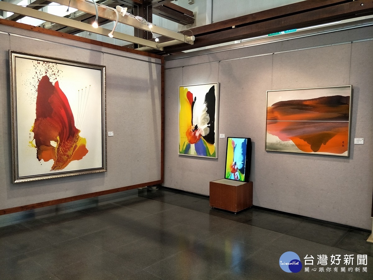 陳歡油畫個展作品。圖／記者鄧富珍攝