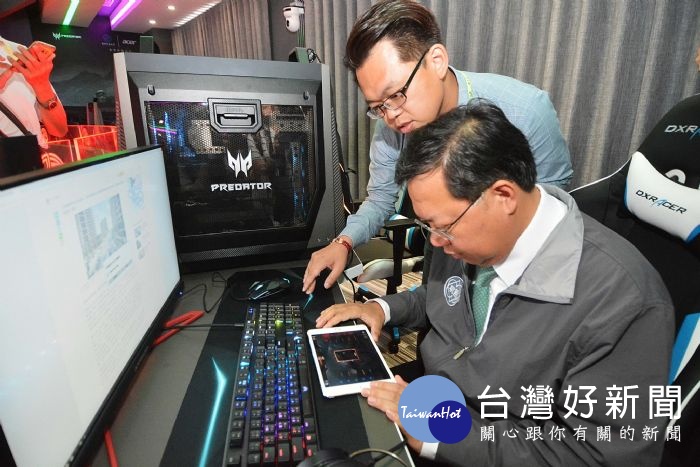 桃園市長鄭文燦前往健行科技大學民生創意學院,出席「桃園市體育會電子競技委員會成立大會」。