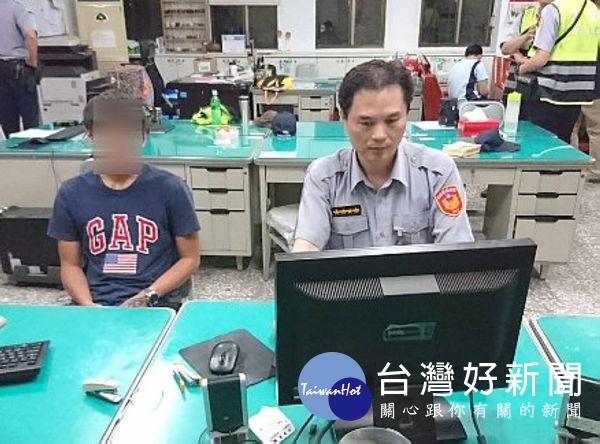 警方通知嫌疑人到案說明，順利突破心防供出另一名共犯。（記者陳昭宗拍攝）