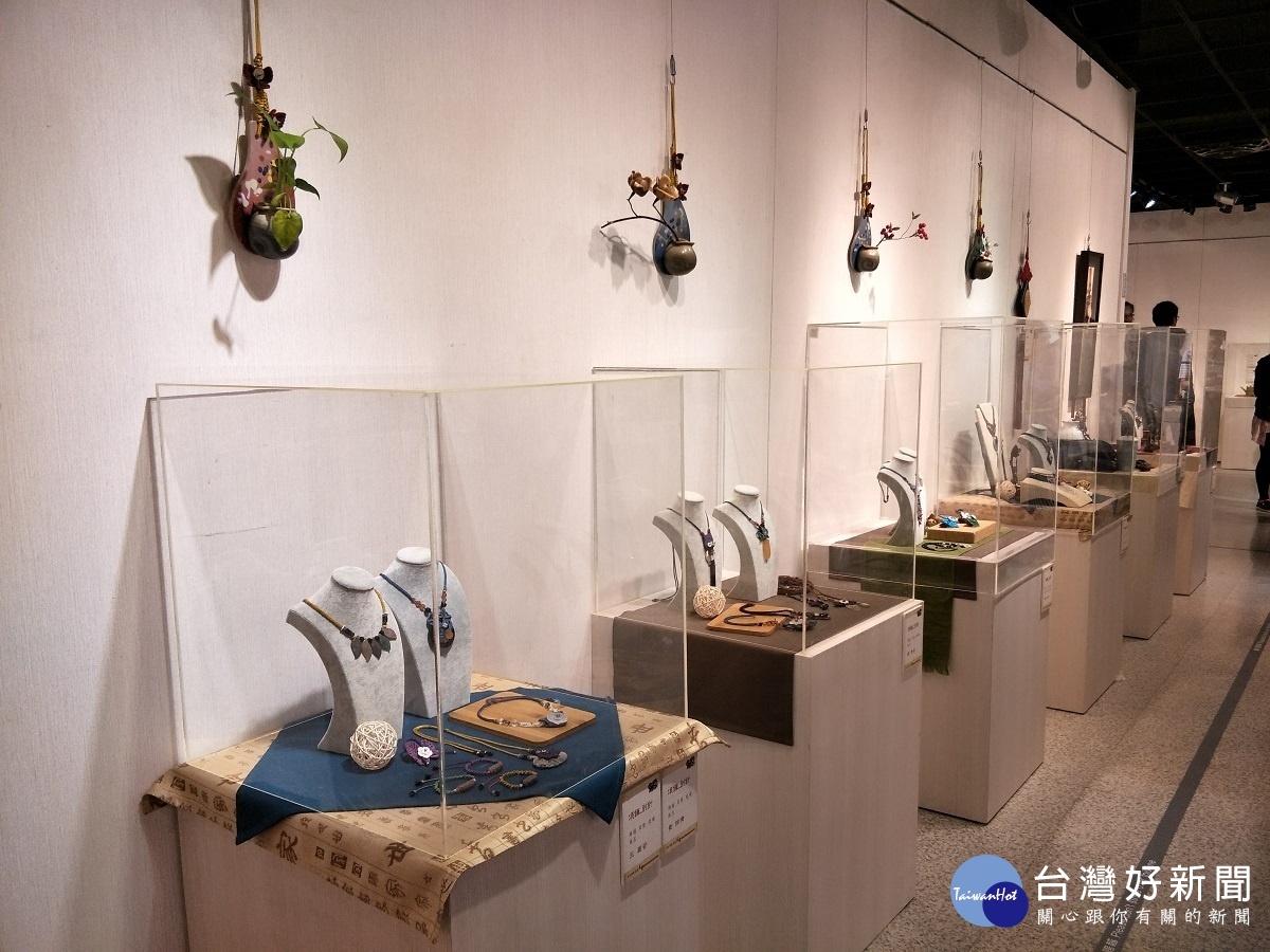 邊節首飾設計展。(圖/記者鄧富珍攝)