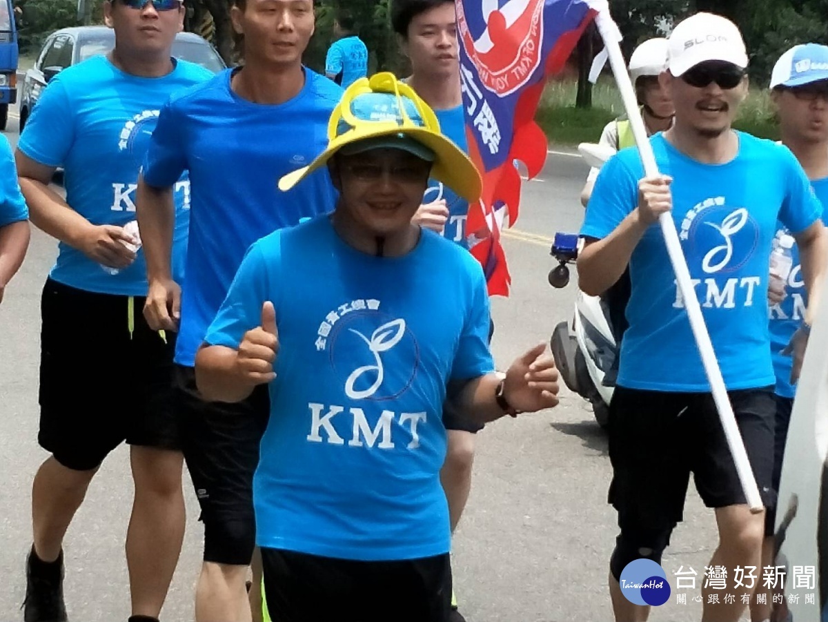 由國民黨青工會發起的「愛台不斷電、青年護台灣」路跑活動，路過彰化，千人陪跑。