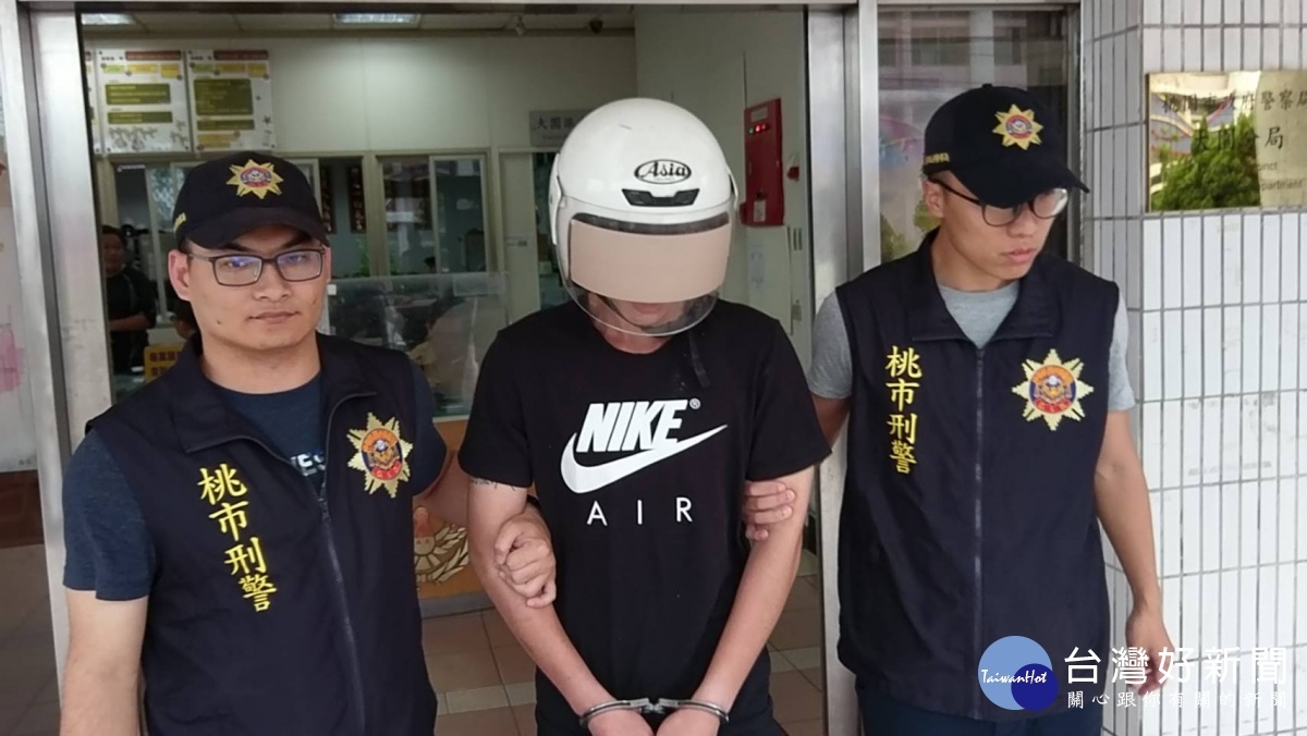 大園警方逮捕陳姓男子涉嫌利用租屋處當掩護，作為改槍工廠。