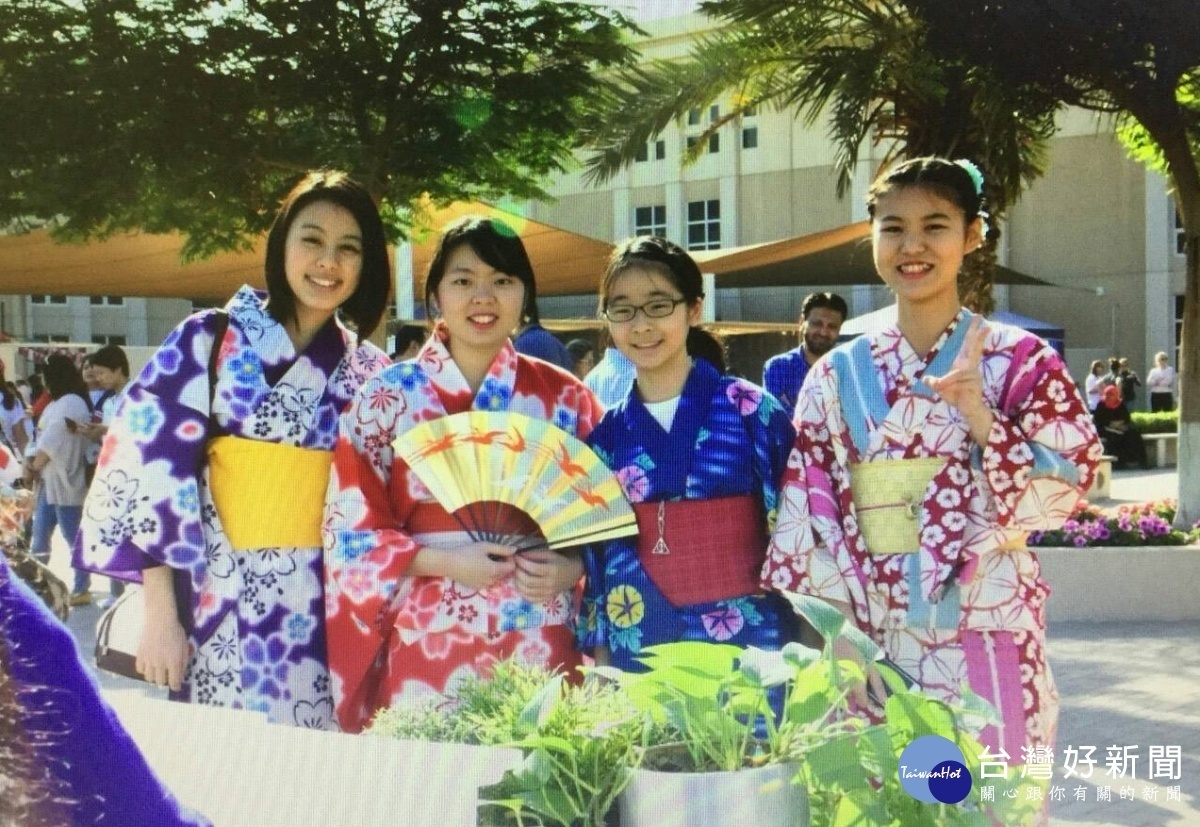 日生澤木直美(左一)在台灣快樂學習，結交不少好朋友
