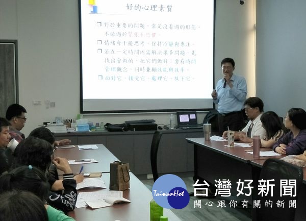 虎尾就業中心為協助民眾求職順利、培養正確求職觀念,安排一系列提升自我能力課程,歡迎民眾踴躍參加。(記者陳昭宗拍攝)