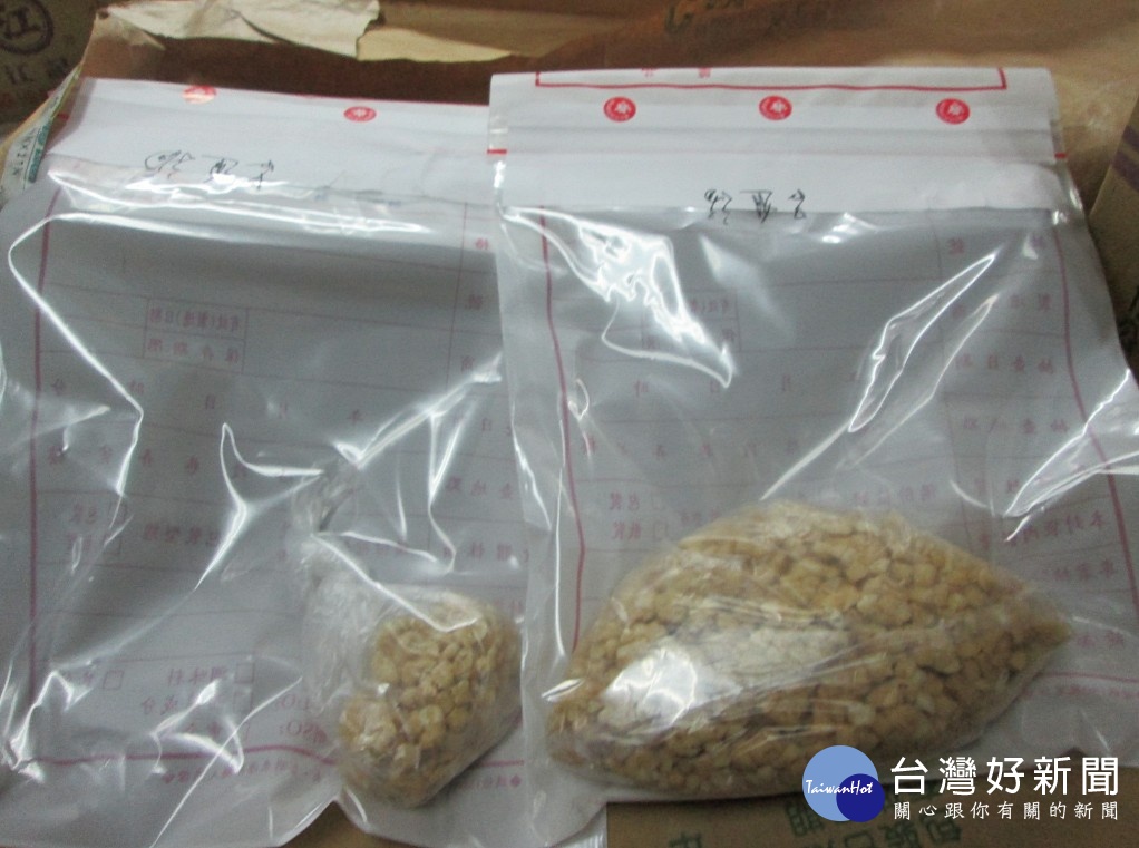 台北市衛生局抽驗各式粽子、餡料及粽葉等相關產品,台農醬園的蘿蔔乾(珍珠脯)驗出防腐劑苯甲酸1.24 g/kg(標準:1.0 g/kg以下)。(圖/台北市衛生局)