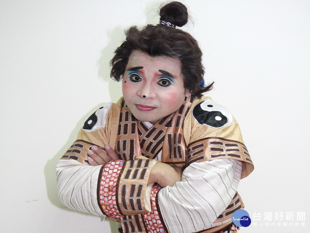 2018桃園藝術巡演,明華園天字戲劇團演出《碎魔劍》之劇照。
