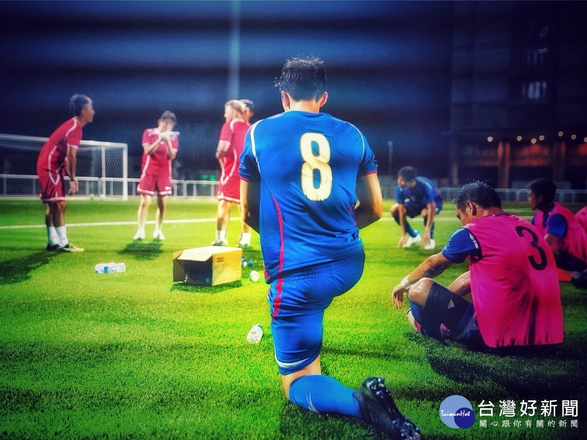 國際職業足球手、曾代表臺灣參加世界級足球賽的選手陳昌源紀錄片《敢夢者:最後一擊》劇照。