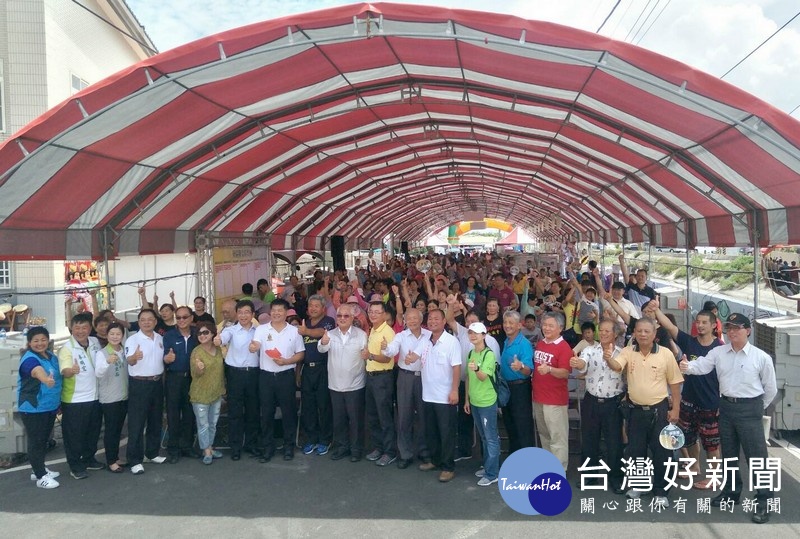台塑企業推動產學合作,協助在地農漁產業發展,舉辦「雲林健康安全農漁業技術成果展暨麥寮社區特色便當比賽」。(記者陳昭宗拍攝)