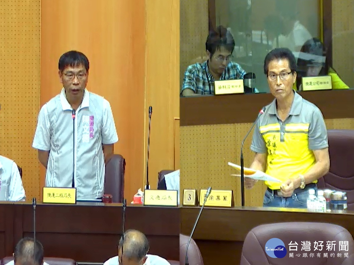 針對綠捷即將在10月動工,市議員徐其萬質詢市府捷運局長陳文德。