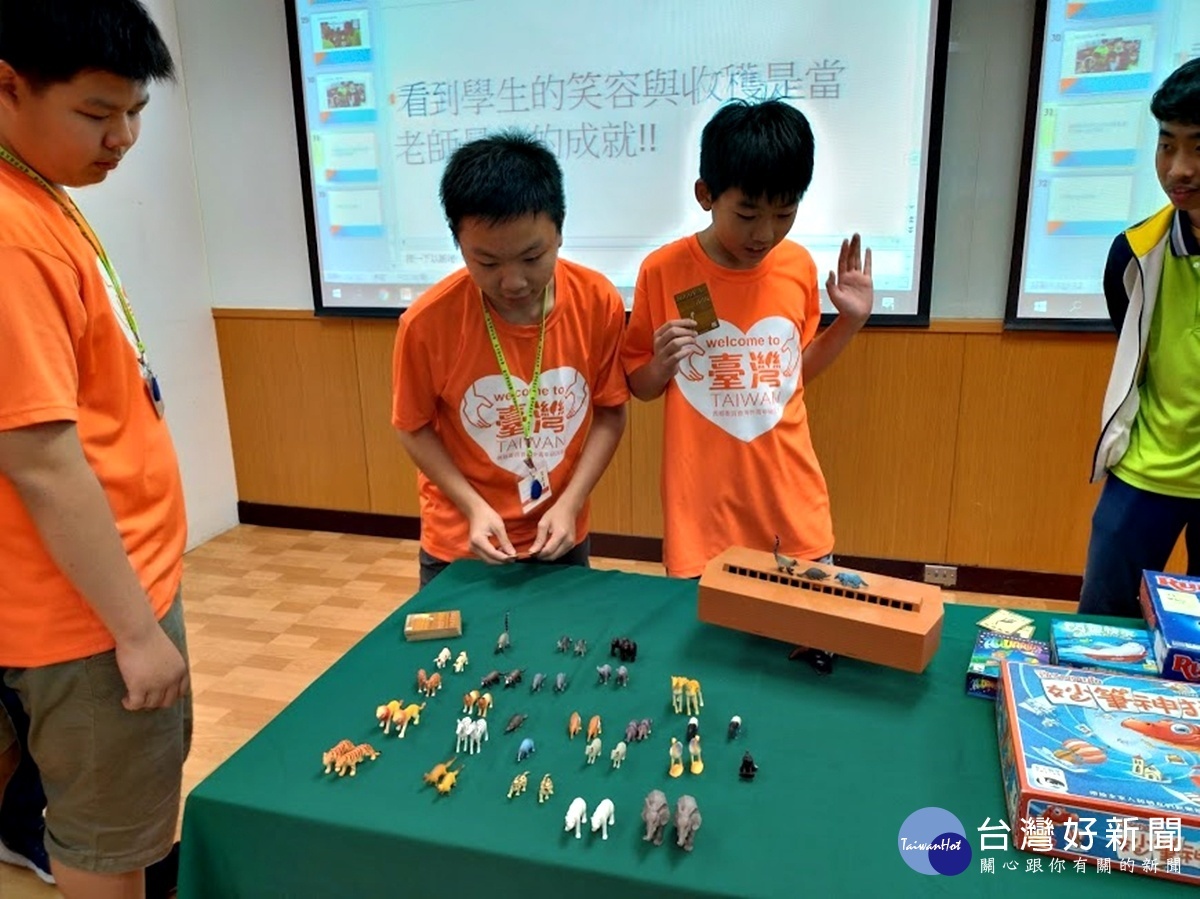 印尼海外青年語文研習班參訪 盛讚成功工商全球視野治校