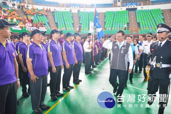 桃園市長鄭文燦前往國立體育大學,出席「107年桃園市義消人員競技大賽」。