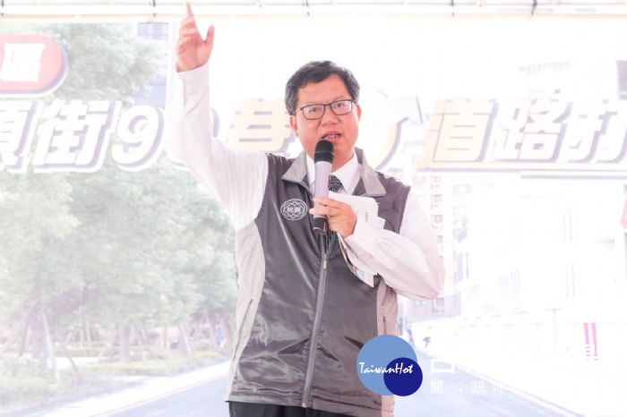 鄭市長表示,小工程可讓社區與市民方便,永順街99巷打通後,可讓附近社區居民更加方便。