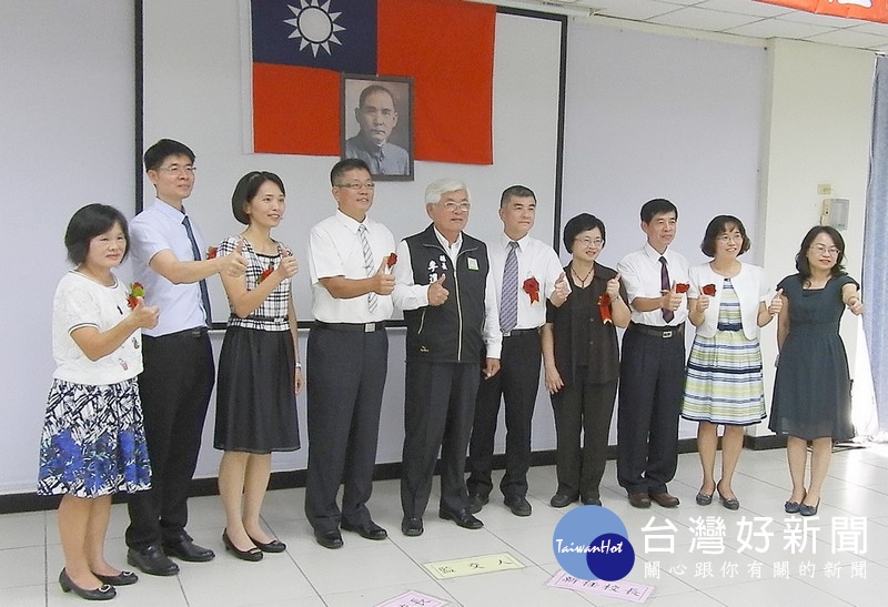 雲林縣政府舉辦107學年度國民中小學校長人事佈達，縣長李進勇期勉堅持教育熱忱，奉獻心力，為雲林開創美好未來。