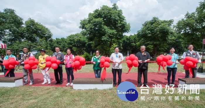 桃園市長鄭文燦,出席「龜山區千禧公園及長峰親子公園啟用典禮暨珍愛公園環境宣導活動」。