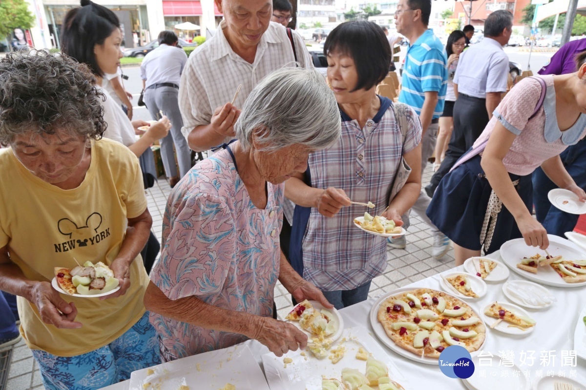 行銷優質甜瓜 嘉縣推出多道甜瓜料理邀民眾品嚐