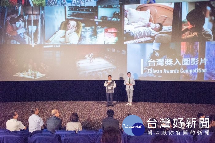 鄭市長希望市民透過電影,看多元電影,也支持國片。