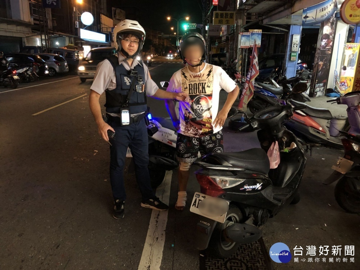 中壢警方執行青春專案路檢勤務時,查獲邱姓男子持有一、二級毒品共8包,訊後依法移送偵辦。