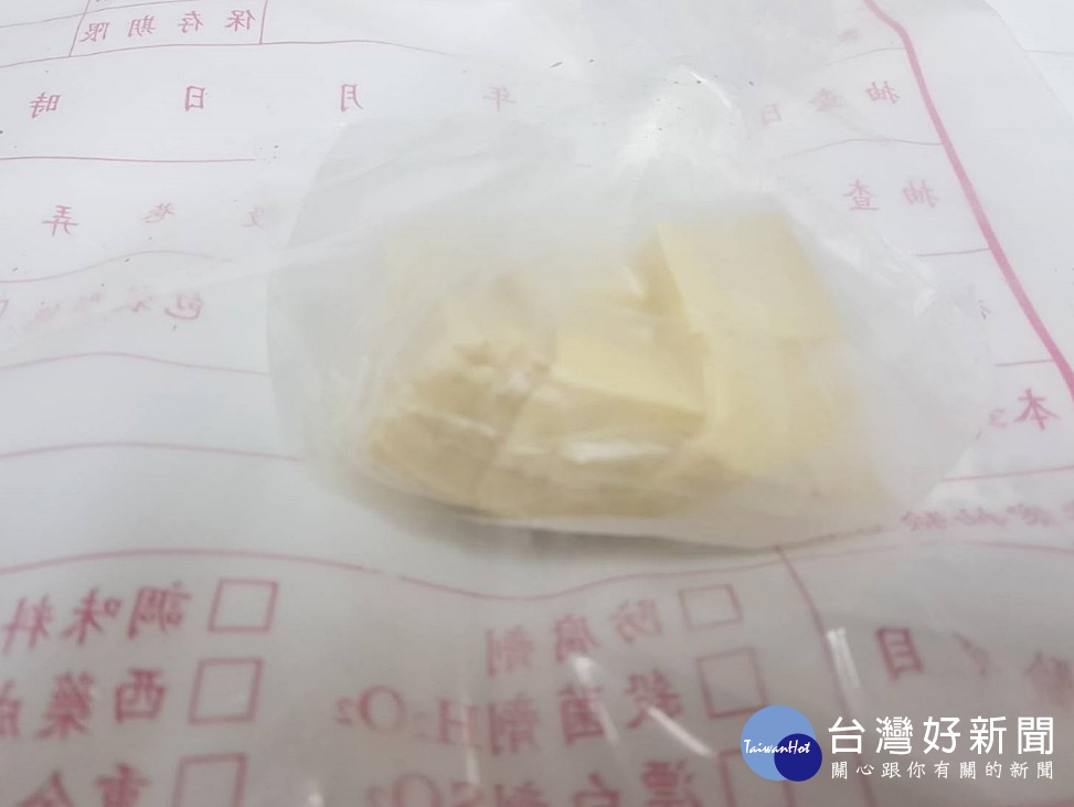 北市大安區敦化南路2段的敦化便當店,其板豆腐被北市衛生局查到含防腐劑苯甲酸 1.36g/kg(標準:不得添加)。(圖/台北市衛生局)