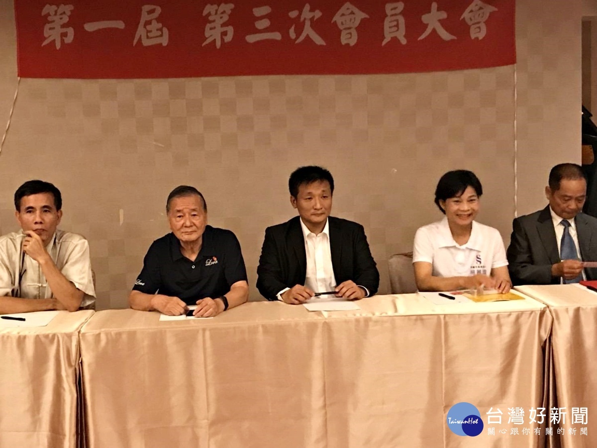 無論是在政府預算支出或是人員的教育訓練上,市府都會強力支持這個區塊