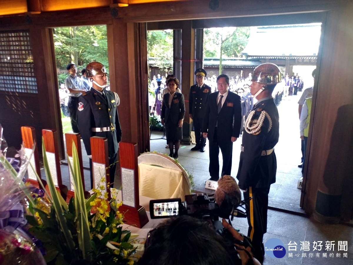 國軍陣亡將士暨消防英雄入祀典禮 桃園市秋祭致祭在忠烈祠舉行