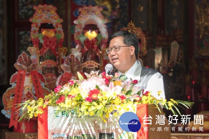 鄭市長表示,市府會持續支持守望相助隊,降低警察同仁負擔,提升社區安全。