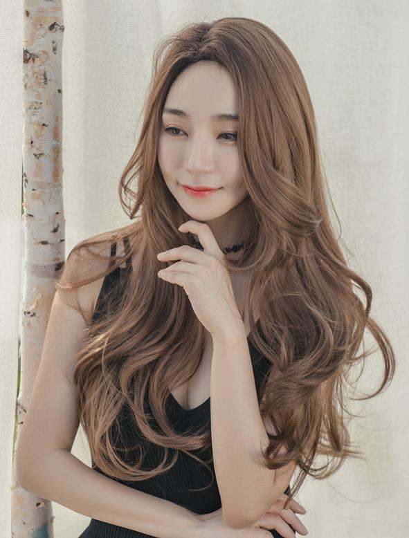 成熟知性的女神造型。(圖/來自Taobao/eros提供)