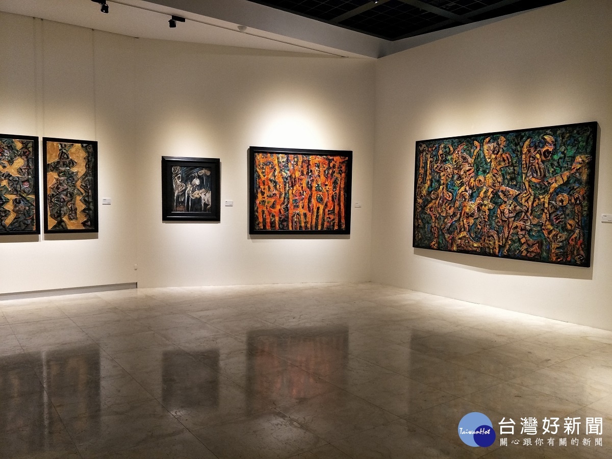陳瓦木藝術創作個展。圖/記者鄧富珍攝