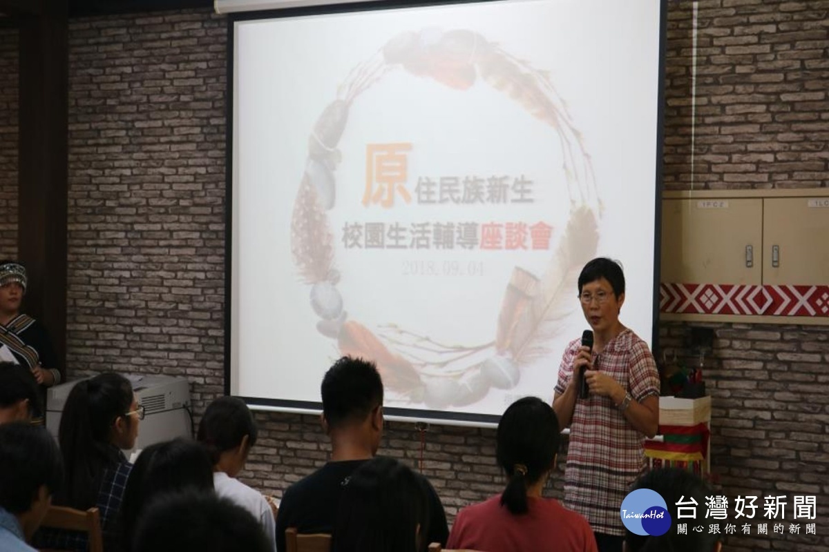 學務長陳淑利請同學們多多利用原資中心資源。