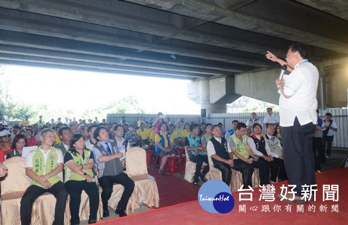 鄭市長:未來也將積極建設中路地區,提供更好公共設施以及優質生活空間。