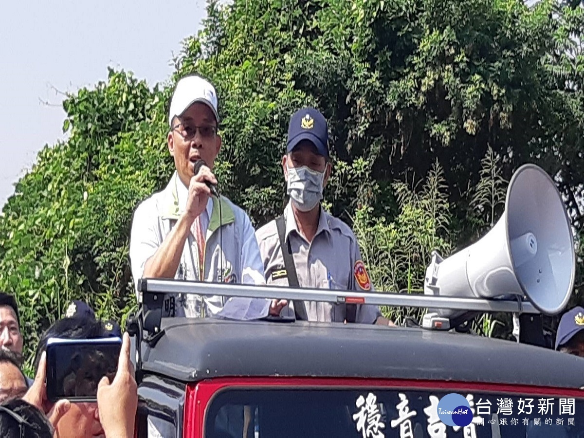 大軍壓境碧雲禪寺執行拆除　殿內五星旗毛澤東肖像早已搬離