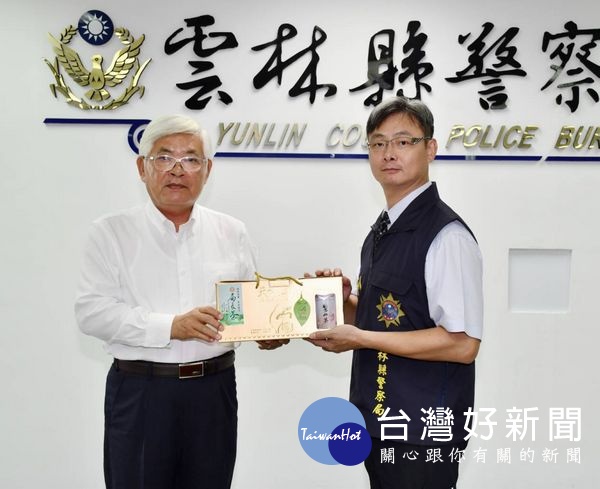 雲林縣警局偵破多起重大案件,有效淨化選前治安,縣長李進勇公開表揚有功人員及推動社區治安工作績優單位。(記者陳昭宗拍攝)