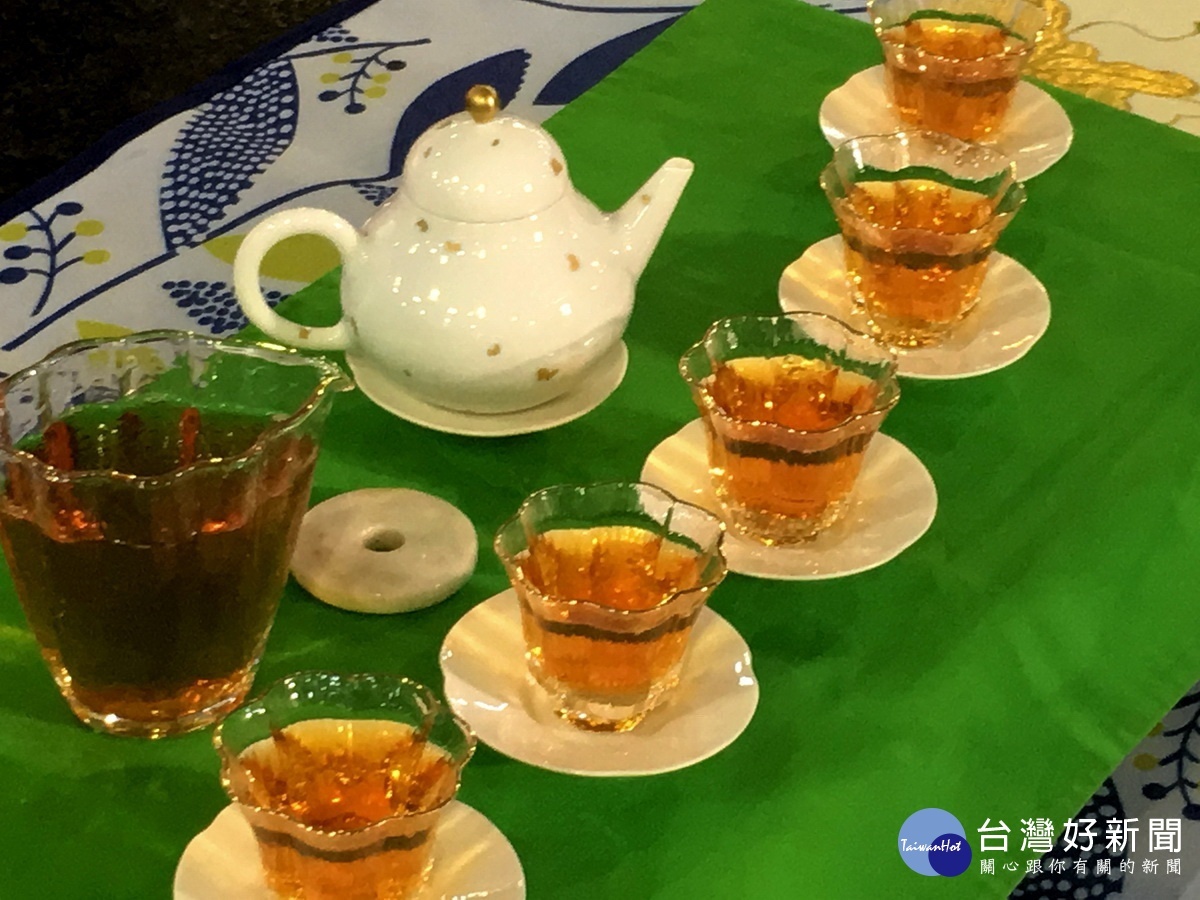 南投歡迎全國民眾來品好茶賞美景。(記者扶小萍攝)