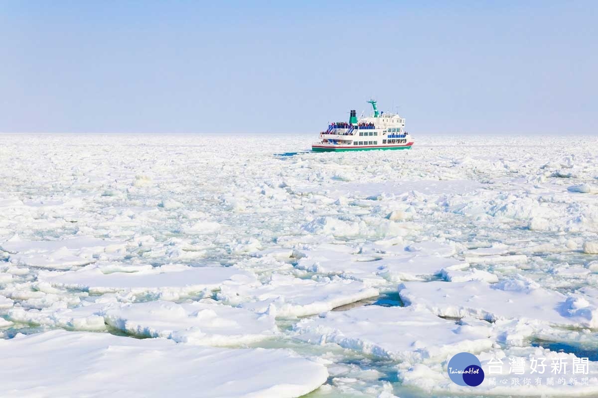 在紋別和網走可乘坐破冰船，親眼目睹魄力無窮的流冰。（圖／喜鴻假期提供）