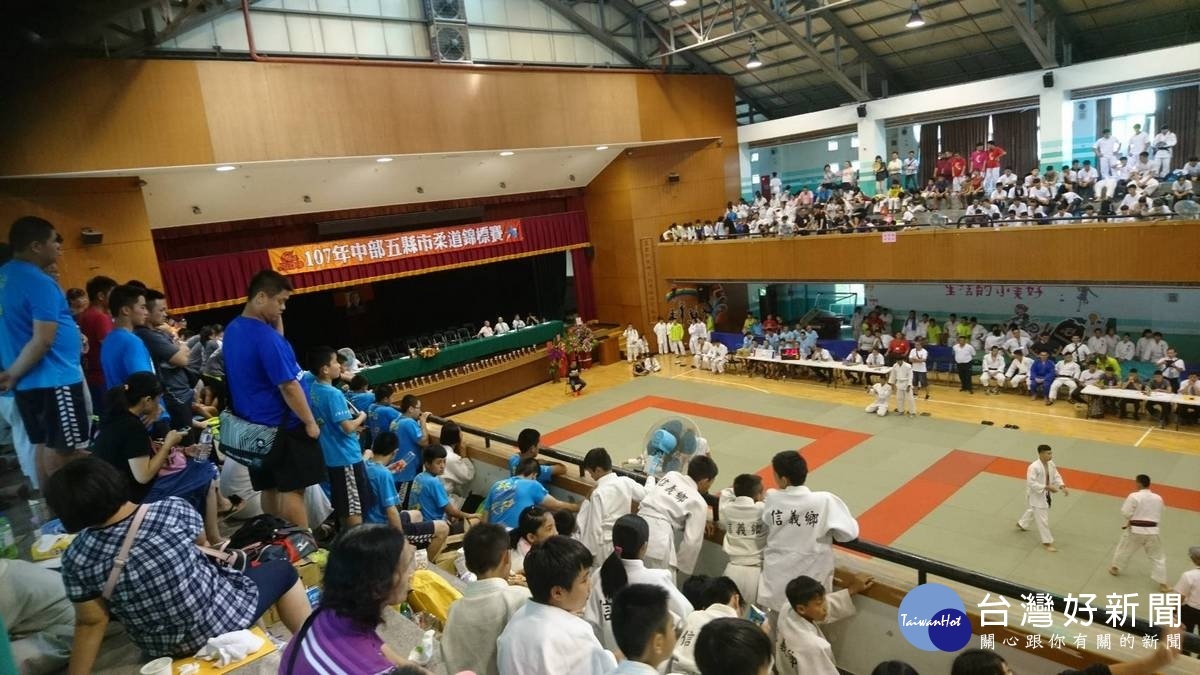 中部五縣市柔道錦標賽在彰化市舉行。