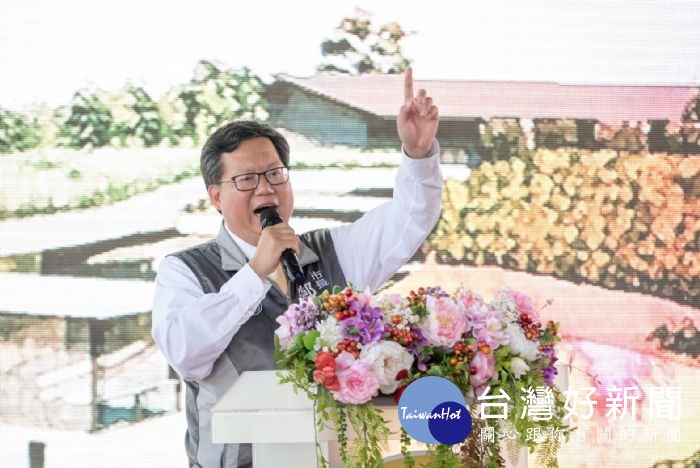 鄭市長表示,配合客家委員會「浪漫台三線」計畫爭取3大重點建設,要讓龍潭成為年輕人和老人都喜愛的城市。