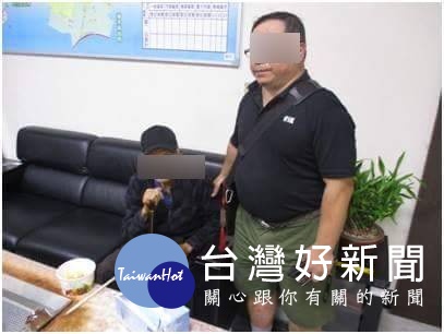 家屬非常感謝警員熱心協助找回父親,並對警員柯閔仁、李國贊深表感謝之意。