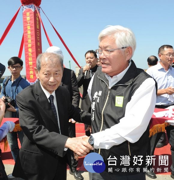 麥寮港為榮獲亞洲首座國際生態港口認證之工業港,堪稱港區工業與生態永續發展之最佳典範。(記者陳昭宗拍攝)