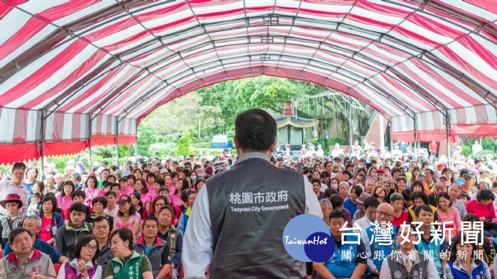 鄭市長表示,市府近期推動中壢區公園改造,將提高工程細緻度,達到人本與友善,讓永福里擁有全新的藝術公園。