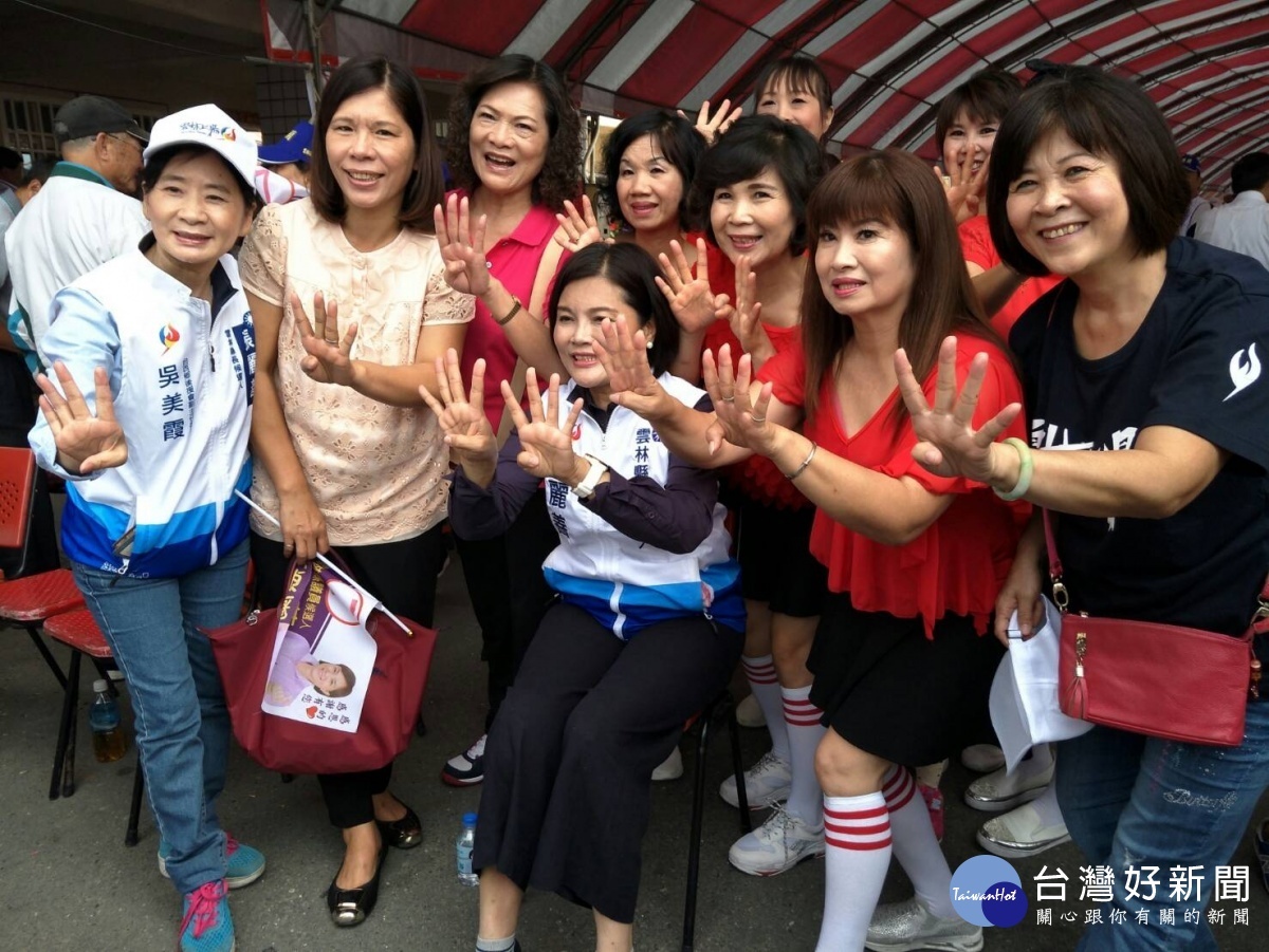 張麗善台西聯合競選總部成立,人氣爆表。(記者劉晶晶拍攝)