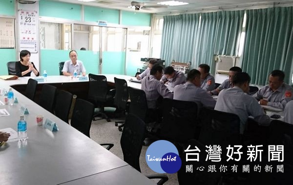 為維護地方公職人員選舉順利進行,雲林地檢署主任檢察官黃怡華等進駐北港警分局舉行查賄制暴座談會,並結合民間力量建立捉賄網,落實公平乾淨選舉。