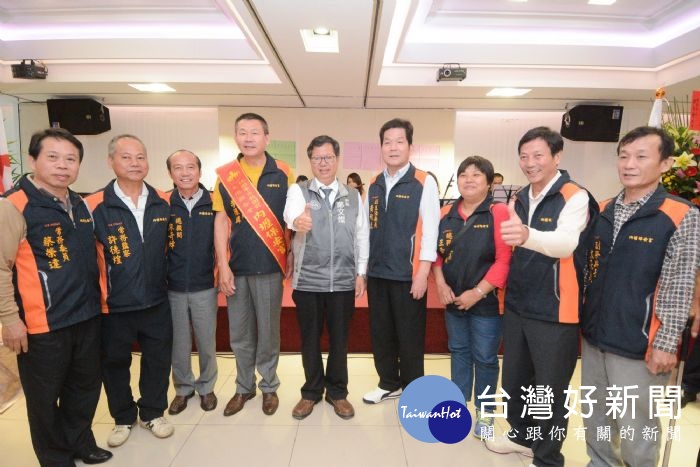 桃園市長鄭文燦前往中壢區,出席「桃園市宗教團體文化聯合會成立大會及第一次會員大會暨理監事會議」