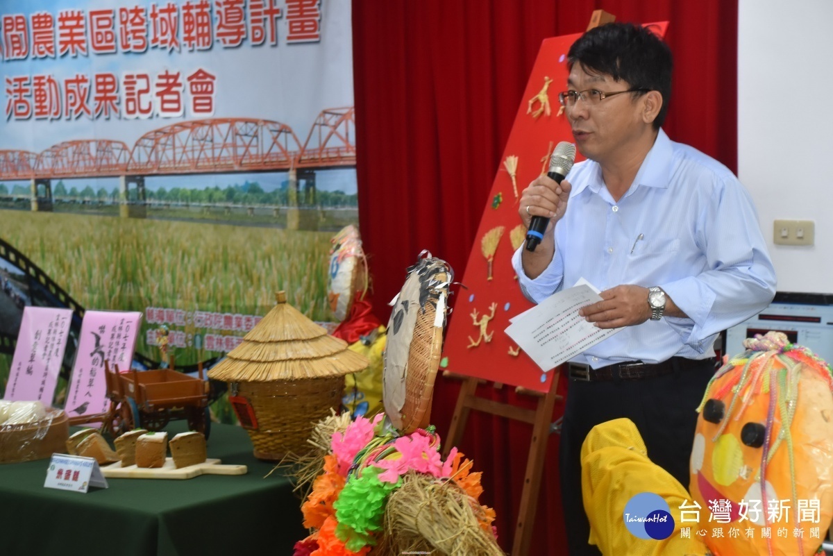 總幹事廖錦富說明舉辦「割稻體驗」活動的目的。(圖:記者郭春輝編輯)