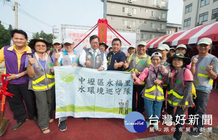 桃園市長鄭文燦，出席中壢區新街溪人行步道新建工程開工典禮