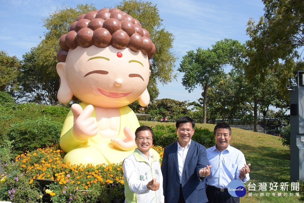 彰化縣長魏明谷參訪台中花博（葫蘆墩公園）的彰化展區。