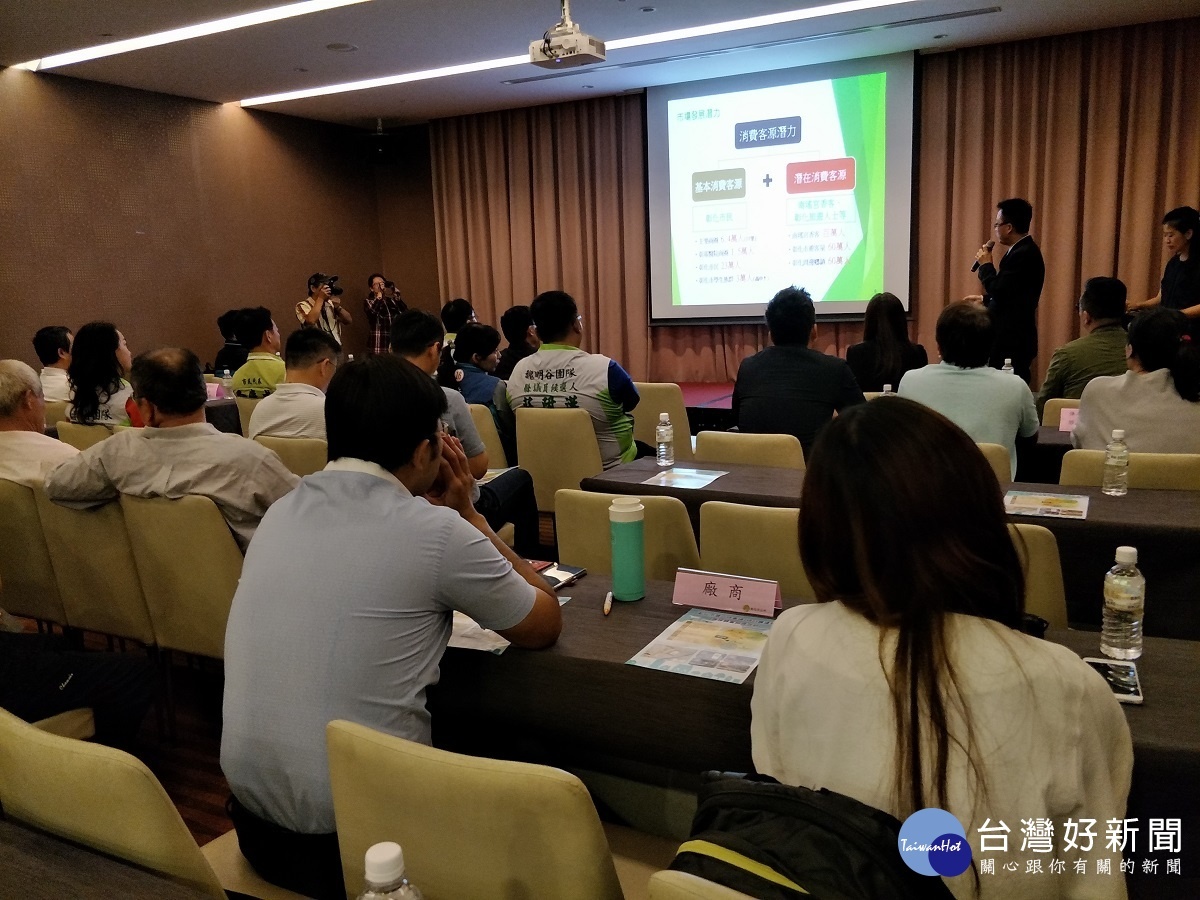 彰化市第二停車場興建營運暨移轉-BOT案招商說明暨公聽會,多加在地業者參與。圖/記者鄧富珍攝