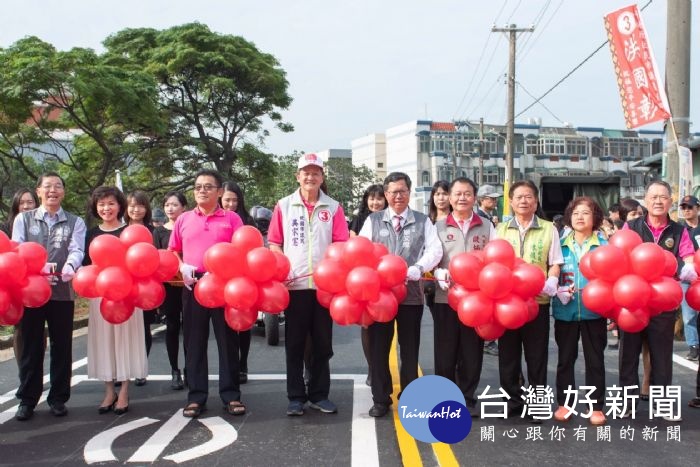 桃園市長鄭文燦，出席「107年度觀音區正大路及周邊等六條道路改善工程」竣工典禮